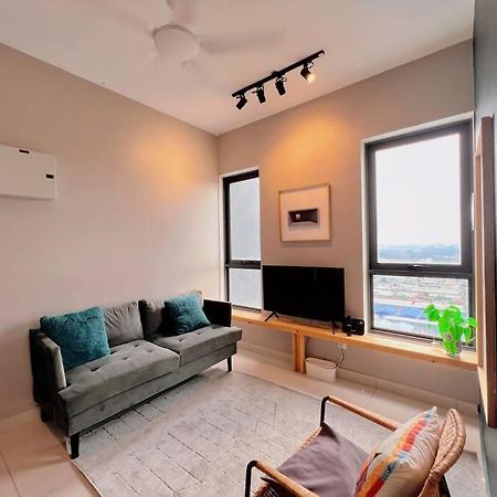 7 Pax Family Connecting Room D'Sara, Direct Link Mrt Kampung Selamat, Near Sungai Buloh & Thomson Hospital Shah Alam Esterno foto